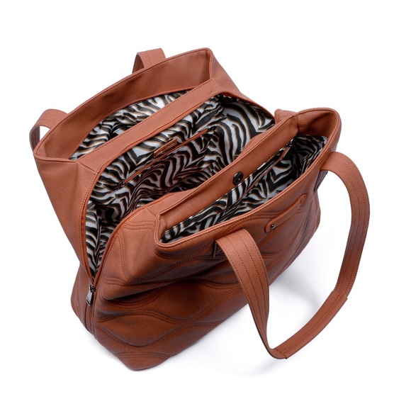 LUG Tempo Matte Luxe VL Tote Bag in Copper - Picture 7 of 14